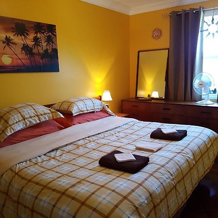 Gîte Le Trésor Caché Bed&Breakfast Chelsea Extérieur photo