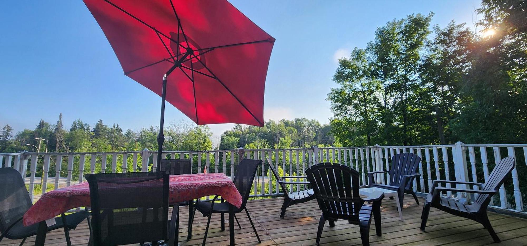 Gîte Le Trésor Caché Bed&Breakfast Chelsea Extérieur photo